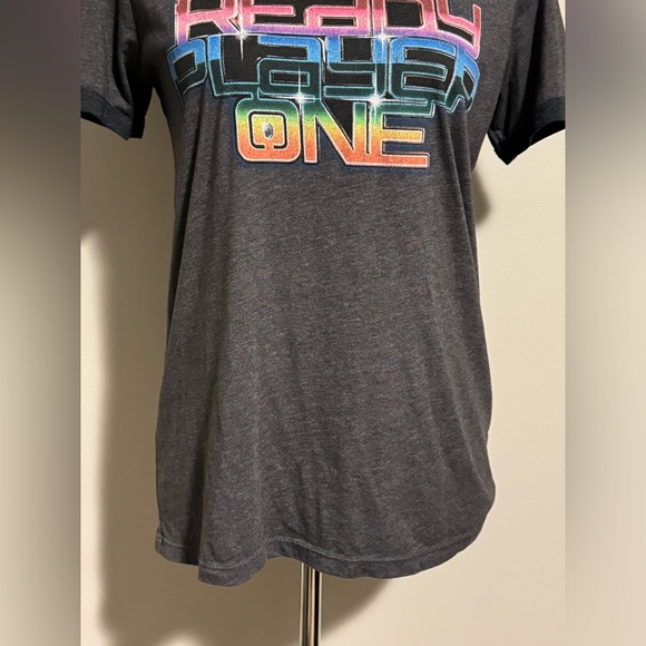 EUC Ready Player One Crewneck High Score Multicolor Graphic Tee size medium - Picture 4 of 9